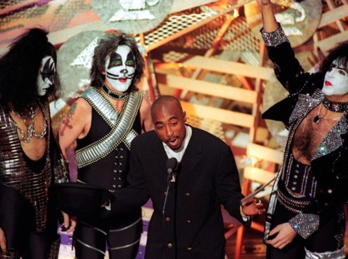 kiss and tupac